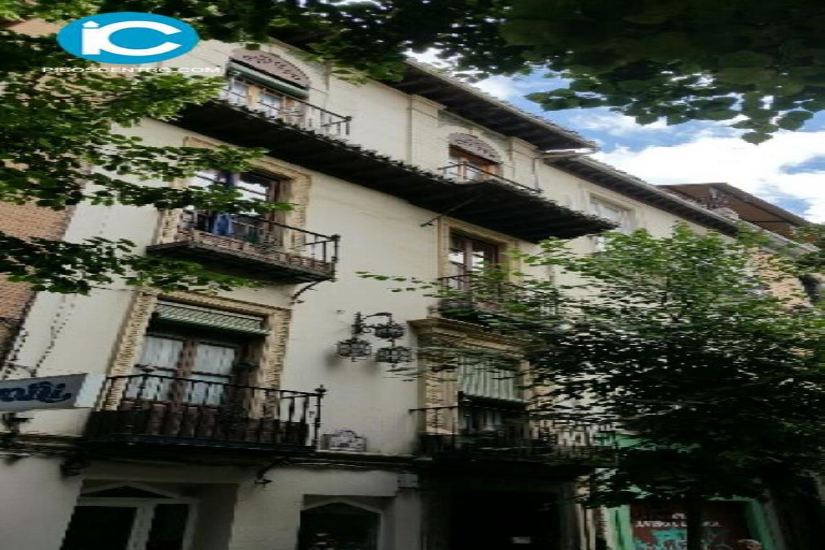 Edificio Tablas-Plaza Trinidad